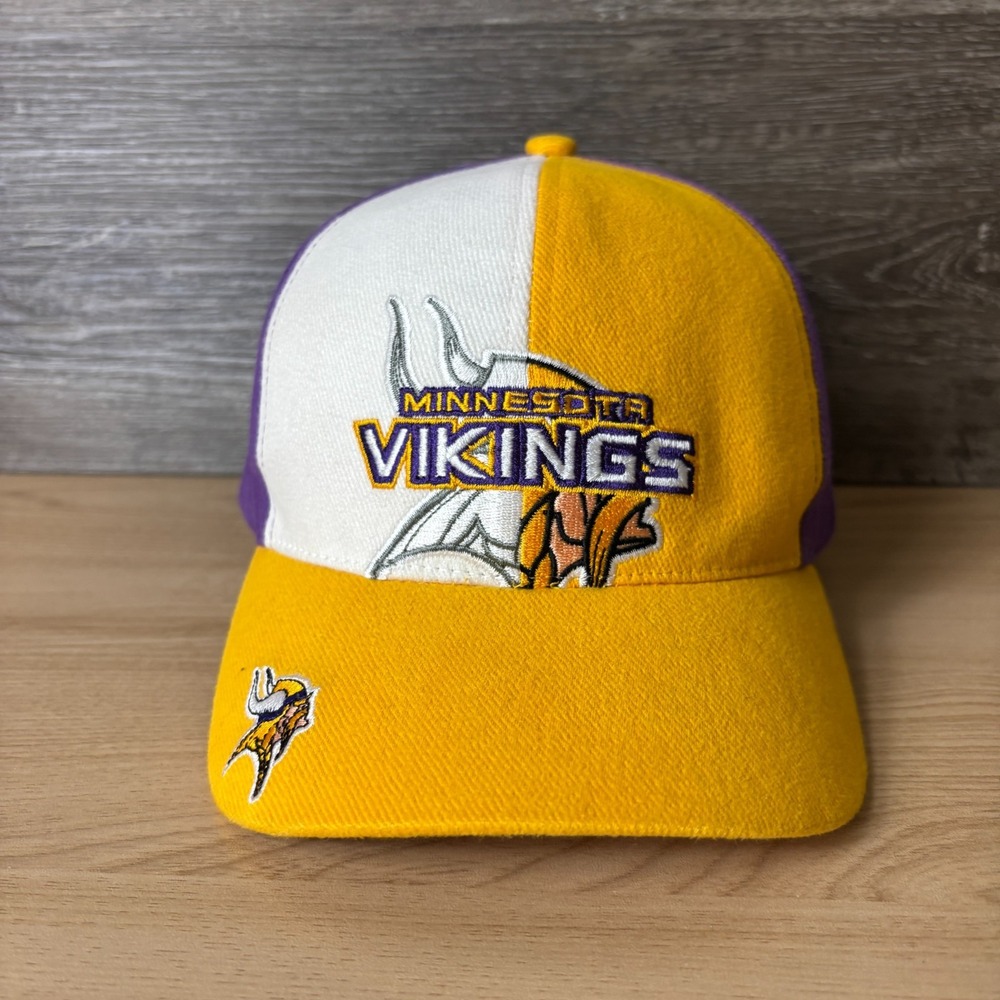 Vintage Minnesota Vikings Hat Strap Back Purple Yellow NFL Football Split Panel